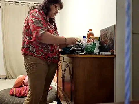 Samantha Squirtxh online show from 09.17.25