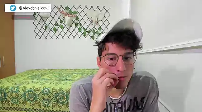 Snapshot of Jackson_Careyy chatting on 02.21.25 Jackson Careyy online show from 02.21.25