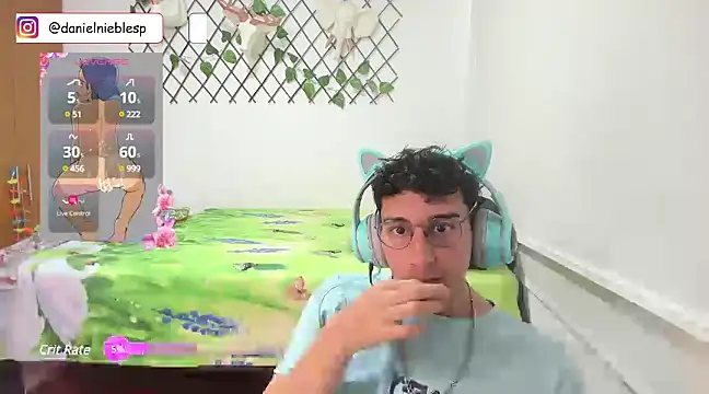 Snapshot of Jackson_Careyy chatting on 03.04.25 Jackson Careyy online show from 03.04.25