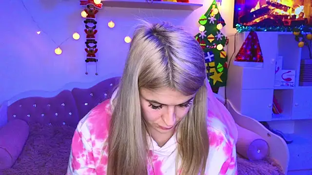 Sugarr Lola online show from 12.22.24