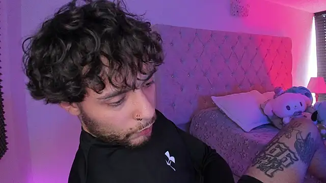 AbbyAndChris2 online show from 04.18.26