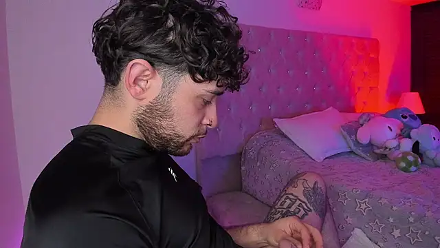 AbbyAndChris2 online show from 04.21.26