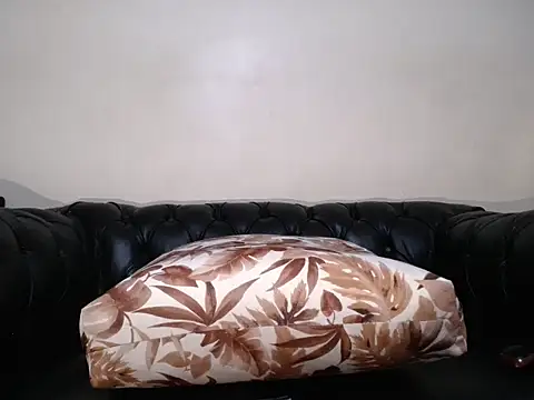 santa queenn online show from 05.12.26