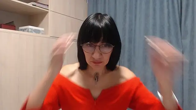 Erica95Bloom online show from 01.02.25