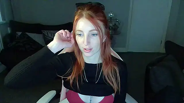 Red firesquirt online show from 01.06.25