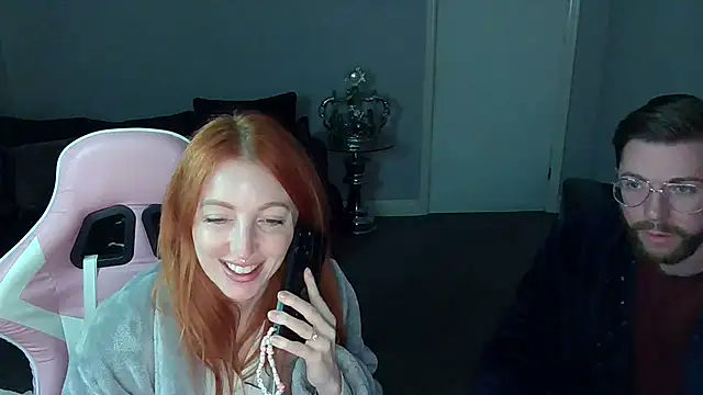 Red firesquirt online show from 02.06.25