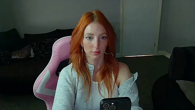 Red firesquirt online show from 03.18.25