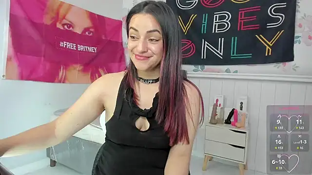 LovelyAzucena online show from 12.02.24