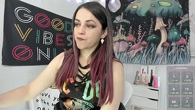 LovelyAzucena online show from 12.10.24