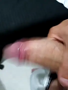 Snapshot of Dick69xxxxx chatting on 02.10.26 Dick69xxxxx online show from 02.10.26