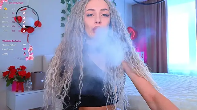 Lana me online show from 02.26.25