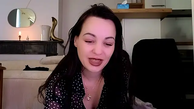 Lilie romeo online show from 12.04.24
