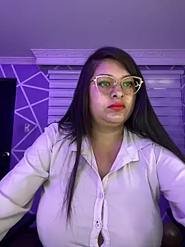 MiiaaJoness online show from 09.24.25