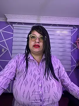 MiiaaJoness online show from 03.31.26