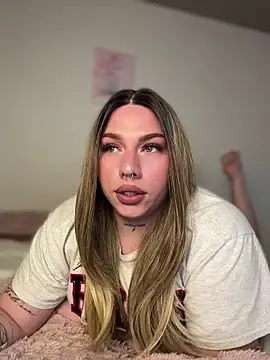 IsabellaFigueredo   online show from 03.08.26