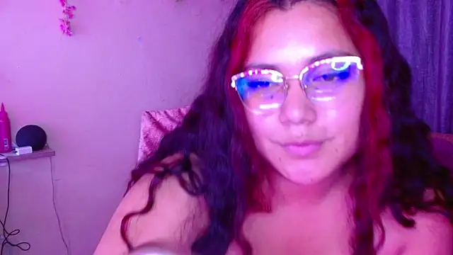 girl milk2 online show from 10.06.25