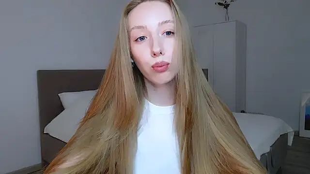 Luna insniity online show from 03.10.25