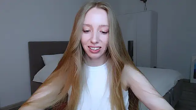 Luna insniity online show from 03.13.25