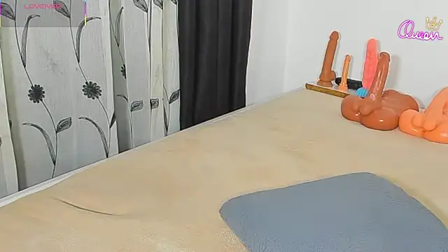Yummy squirter online show from 08.03.26