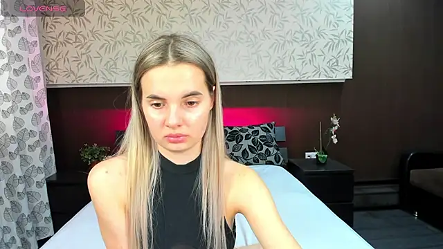 Snapshot of Donna_Evans chatting on 01.23.25 Donna Evans online show from 01.23.25