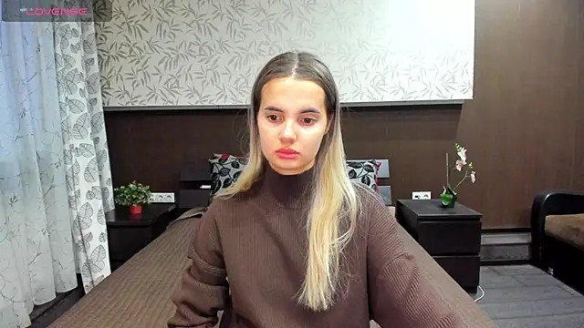 Snapshot of Donna_Evans chatting on 03.23.25 Donna Evans online show from 03.23.25