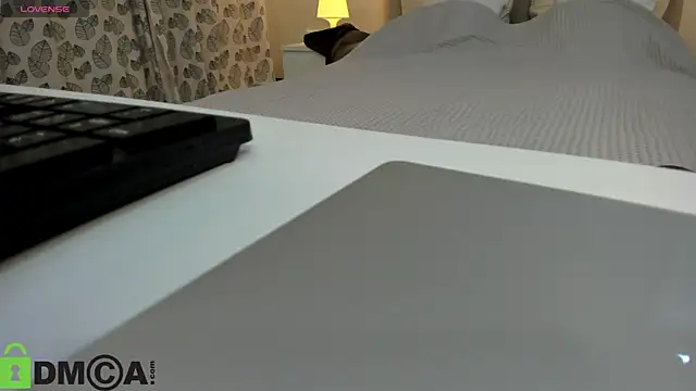 Snapshot of Donna_Evans chatting on 09.11.25 Donna Evans online show from 09.11.25