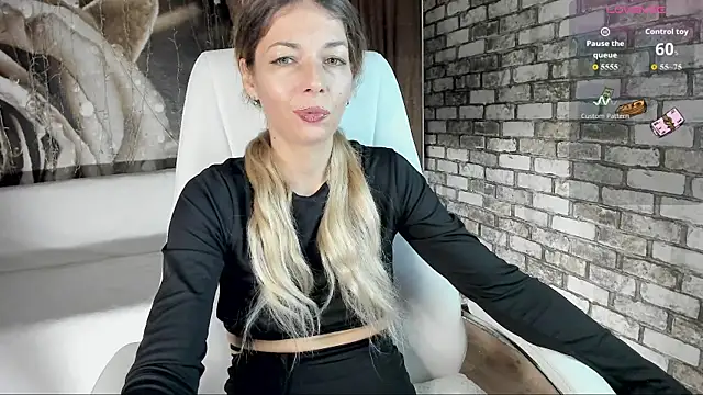 Eva Melow online show from 11.01.25