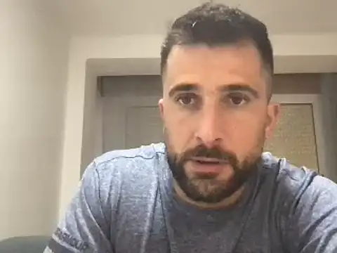 Snapshot of alex877x chatting on 12.02.24 alex877x online show from 12.02.24