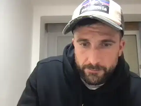 Snapshot of alex877x chatting on 12.07.24 alex877x online show from 12.07.24