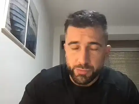 Snapshot of alex877x chatting on 12.15.24 alex877x online show from 12.15.24