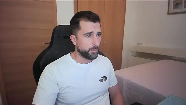 Snapshot of alex877x chatting on 10.23.25 alex877x online show from 10.23.25