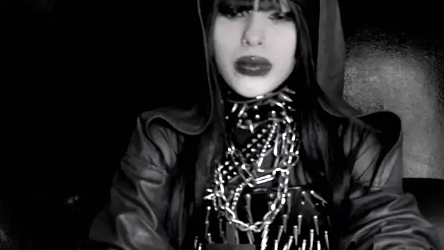 XXIOUX online show from 04.07.26