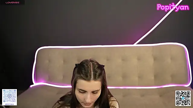 popityan1 online show from 10.10.25