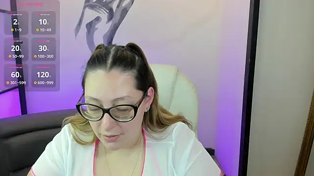 NiickyJones online show from 03.20.25