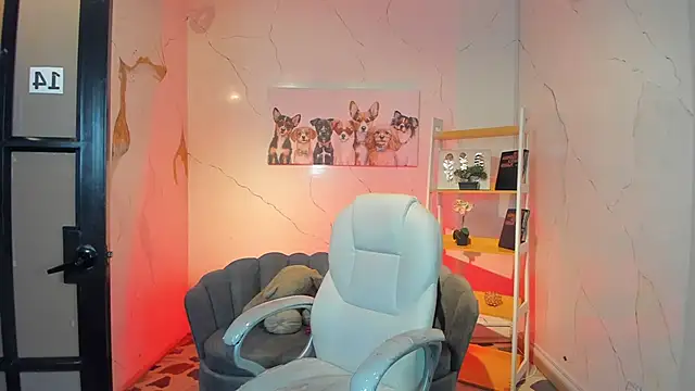 NiickyJones online show from 11.13.25