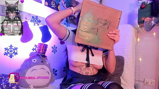 Valeera Evans8 online show from 12.23.24