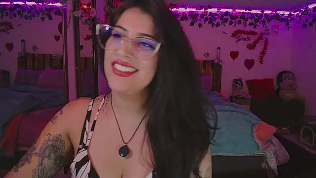 Snapshot of azahar__ziiz chatting on 09.23.25 azahar ziiz online show from 09.23.25