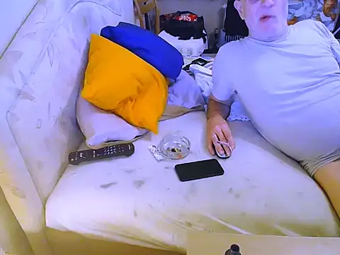 Snapshot of HornyRalfi55 chatting on 02.03.25 HornyRalfi55 online show from 02.03.25