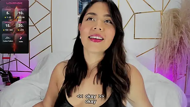 Snapshot of Goddess_mia2 chatting on 03.18.25 Goddess mia2 online show from 03.18.25