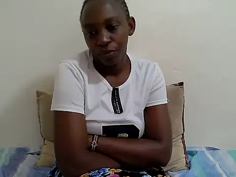 Snapshot of lizbela1 chatting on 02.17.26 lizbela1 online show from 02.17.26