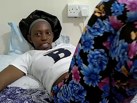 Snapshot of lizbela1 chatting on 04.02.26 lizbela1 online show from 04.02.26