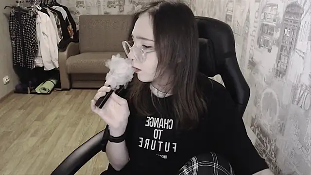 Snapshot of AmeliaKamishiro chatting on 01.15.25 AmeliaKamishiro online show from 01.15.25