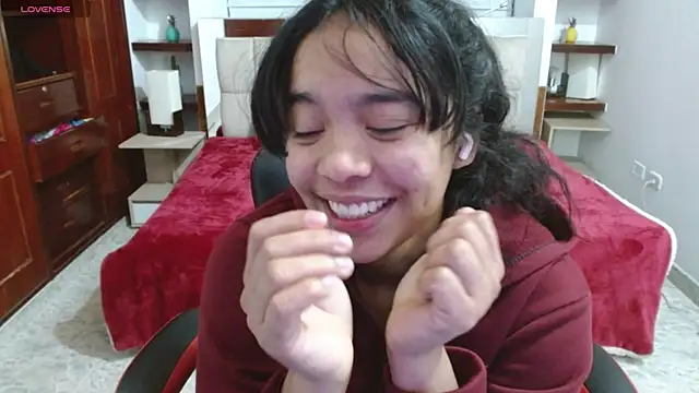 laureentt  online show from 01.31.25