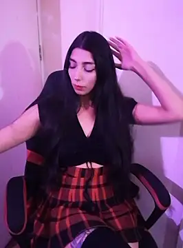 Snapshot of Felicia_smok3 chatting on 12.10.24 Felicia smok3 online show from 12.10.24