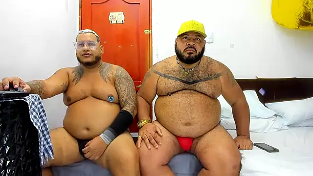 Latino bigcock online show from 11.28.25