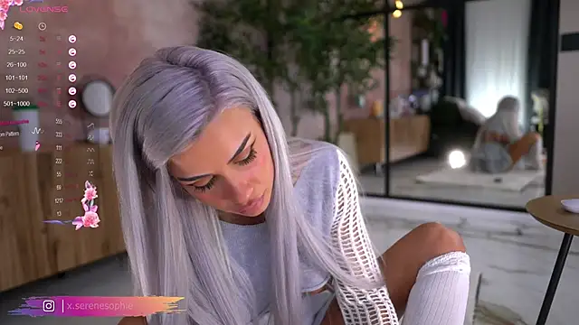 Serene Sophiex online show from 09.15.25