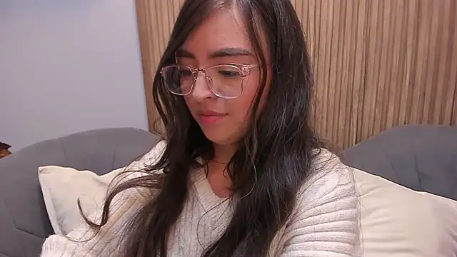 Eva Macalliter online show from 12.07.24