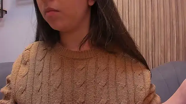 Eva Macalliter online show from 12.21.24