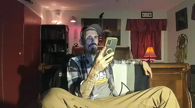 RoosterWabbit online show from 01.15.25
