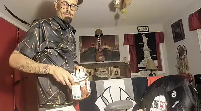 RoosterWabbit online show from 02.26.25